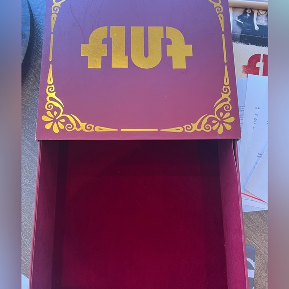 RARE Premium Fluf Investigation Case - Picture 5 of 7